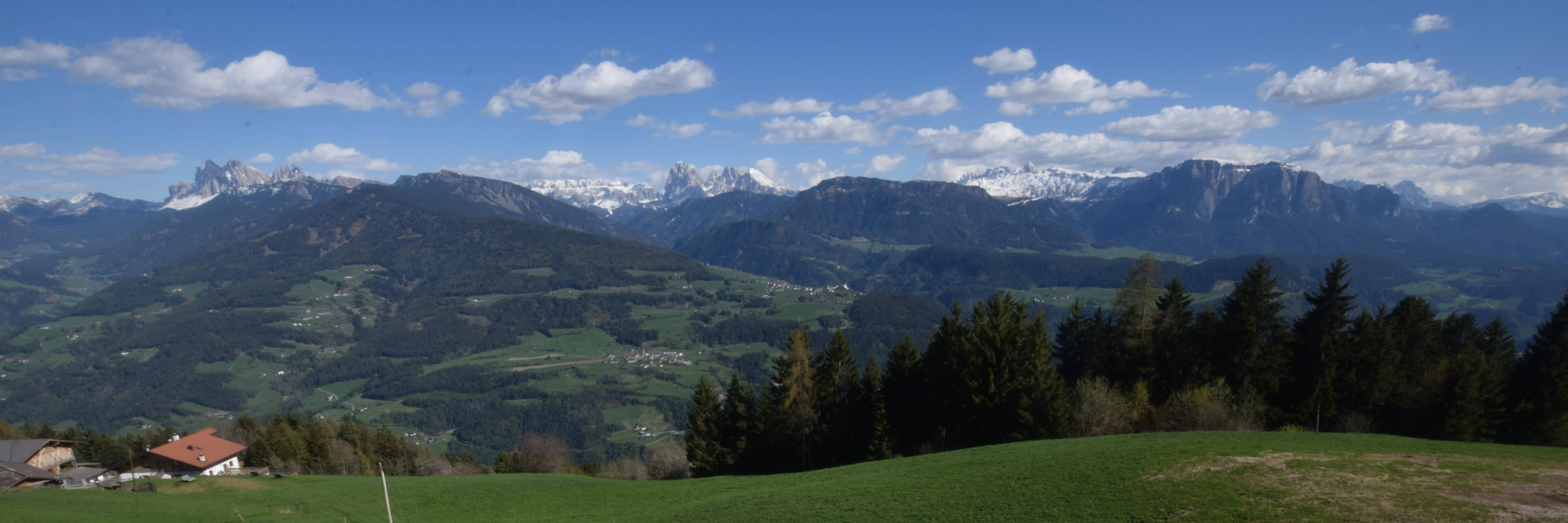 Archiv Foto Webcam Panoramablick Dolomiten