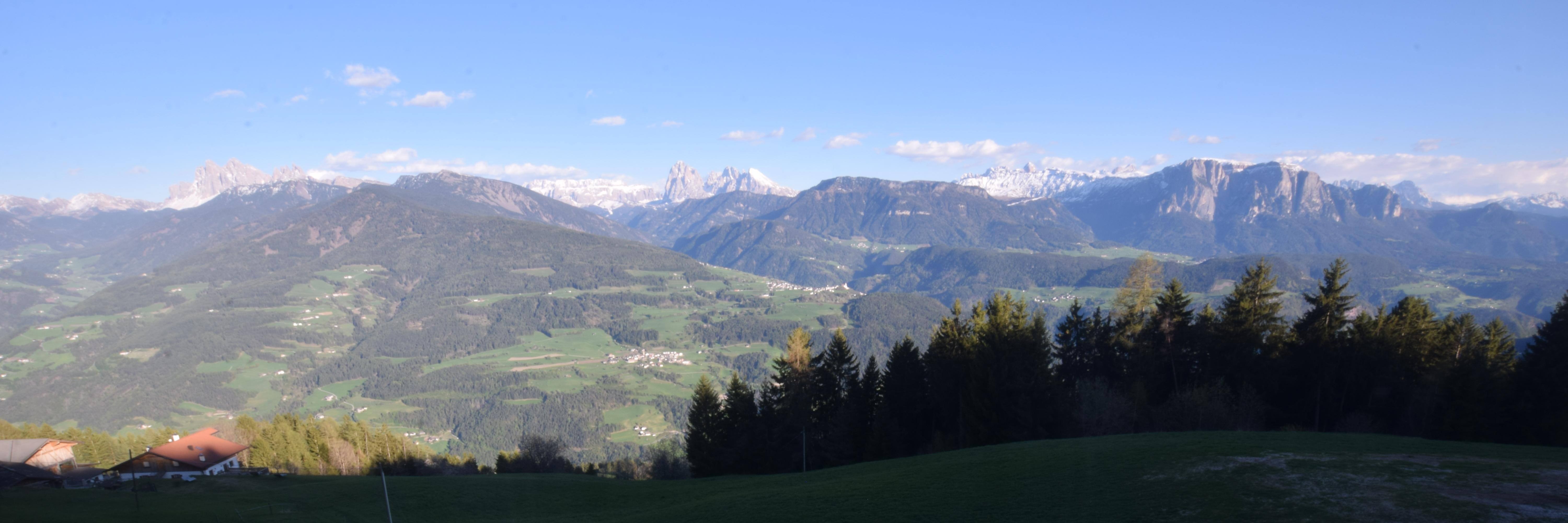 Archiv Foto Webcam Panoramablick Dolomiten