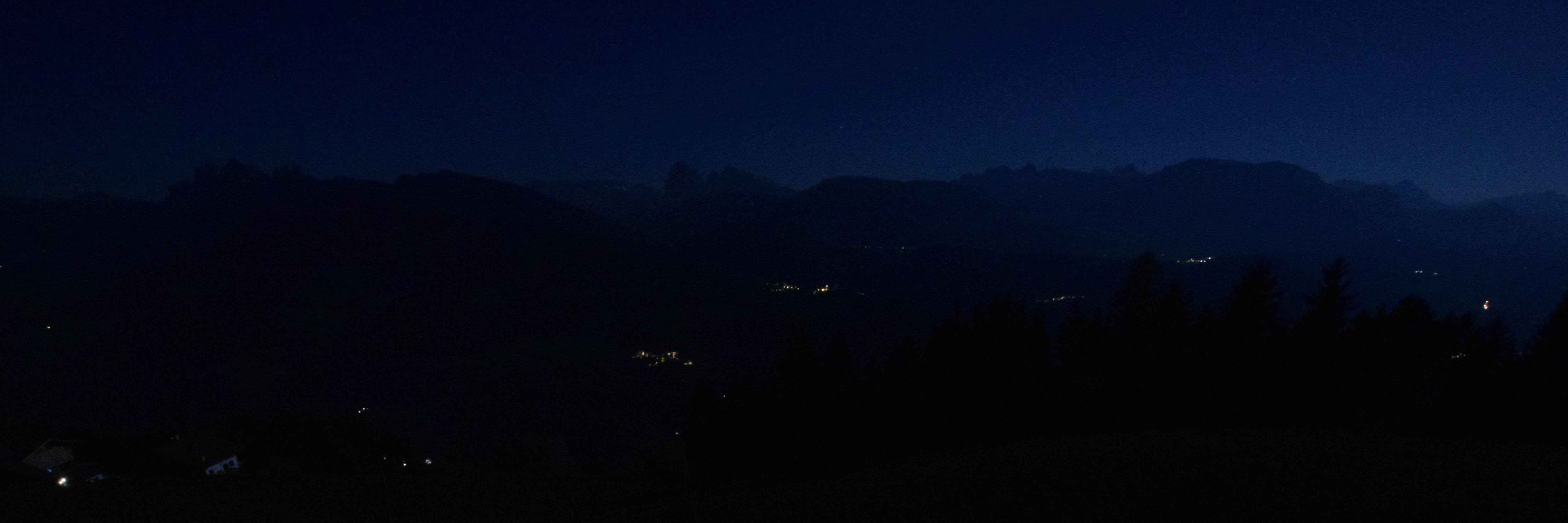 Archiv Foto Webcam Panoramablick Dolomiten