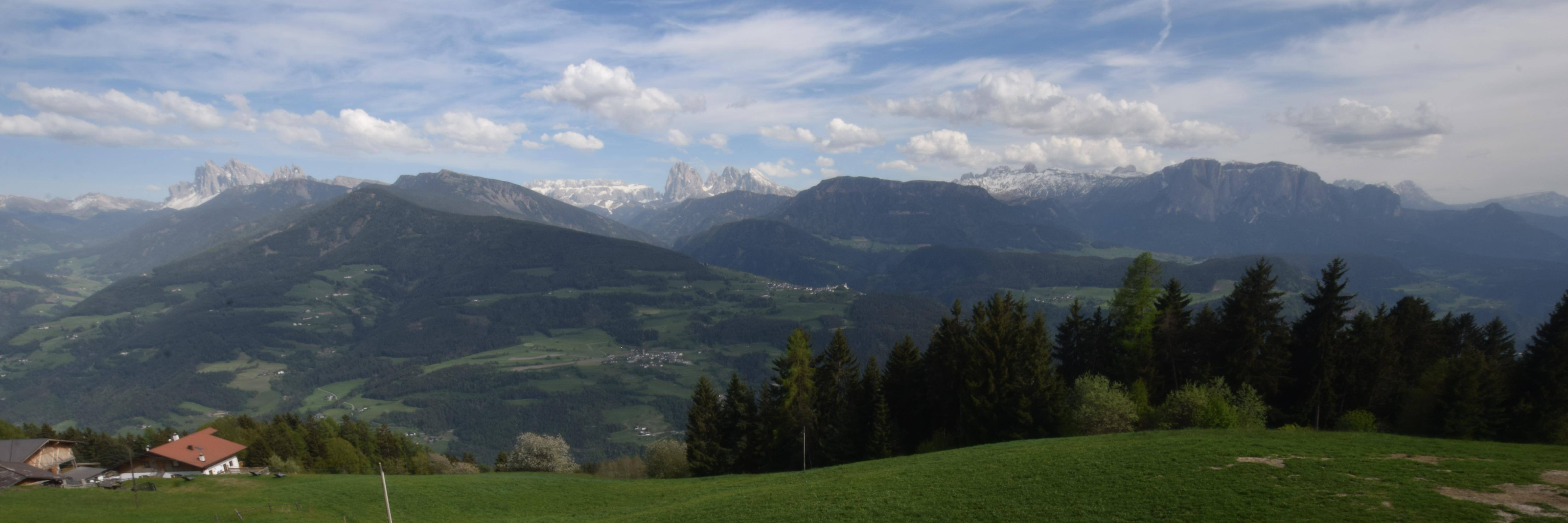 Archiv Foto Webcam Panoramablick Dolomiten