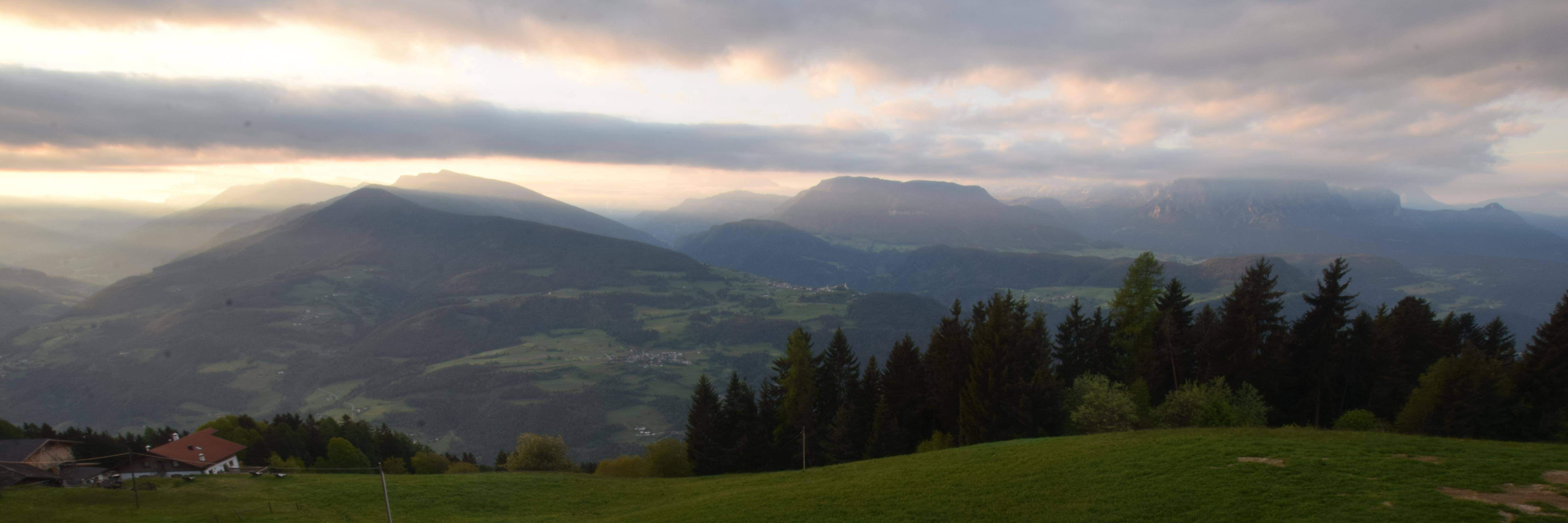 Archiv Foto Webcam Panoramablick Dolomiten