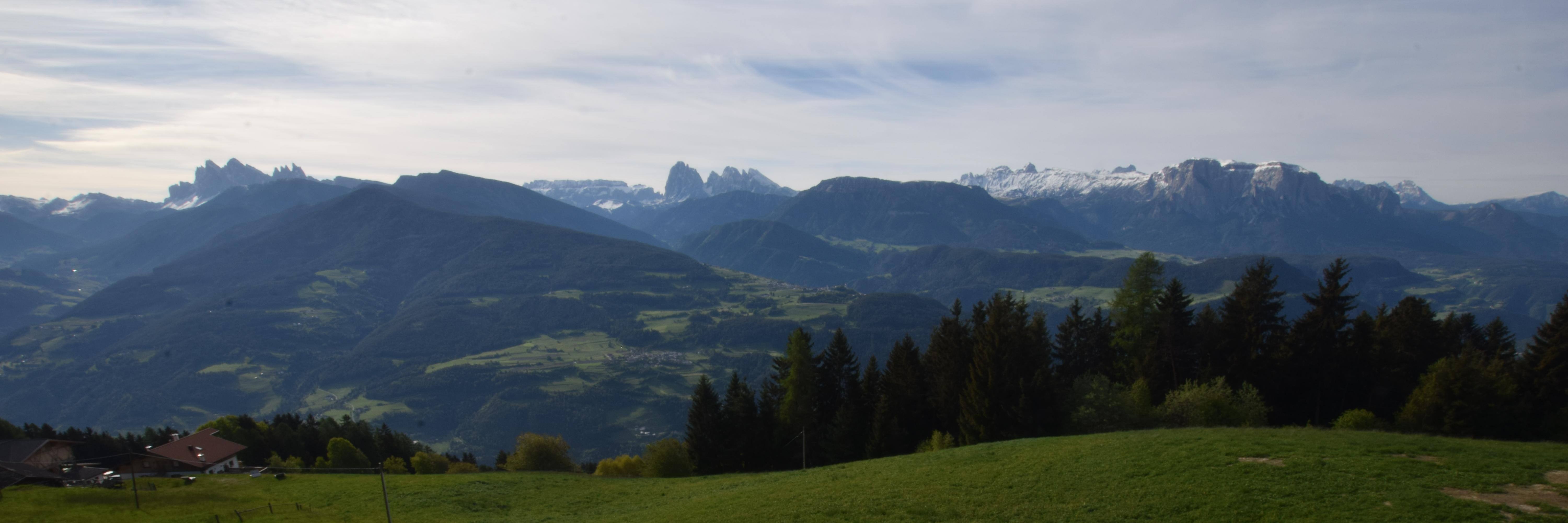 Archiv Foto Webcam Panoramablick Dolomiten