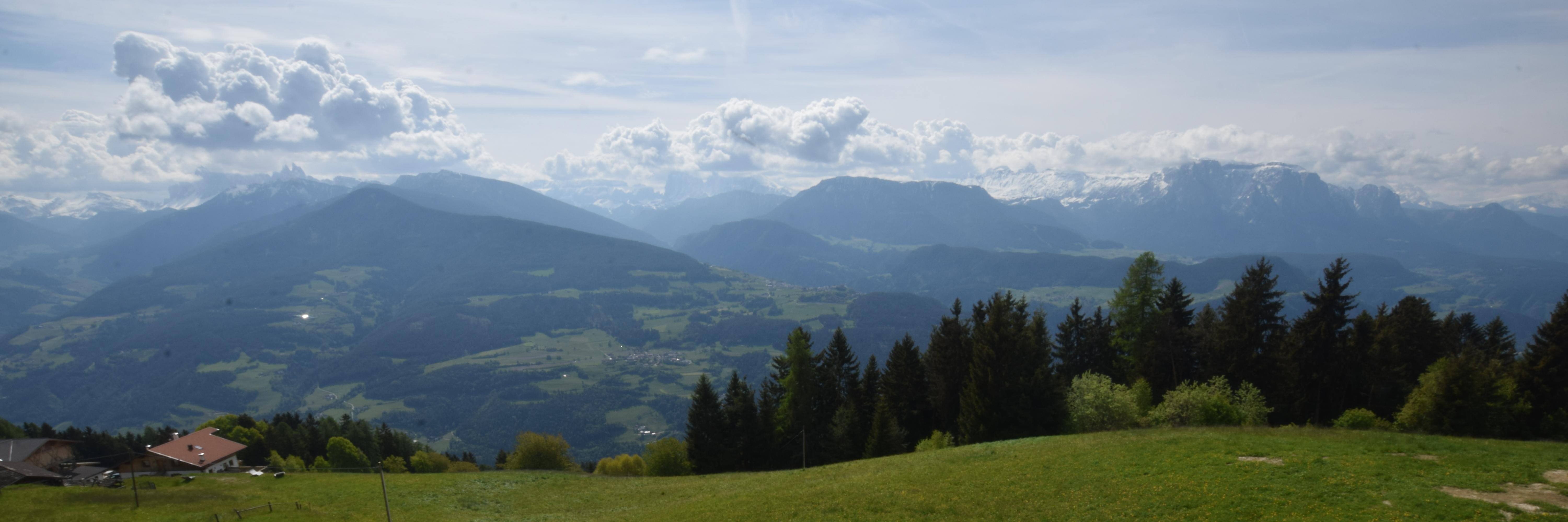Archiv Foto Webcam Panoramablick Dolomiten