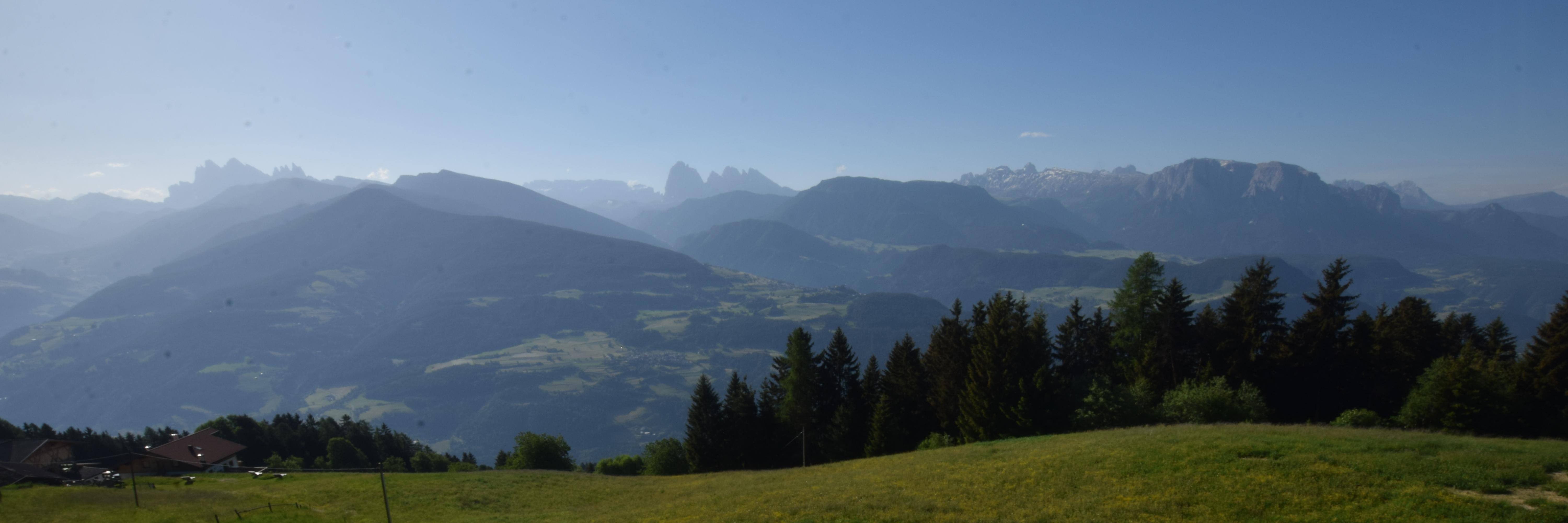 Archiv Foto Webcam Panoramablick Dolomiten