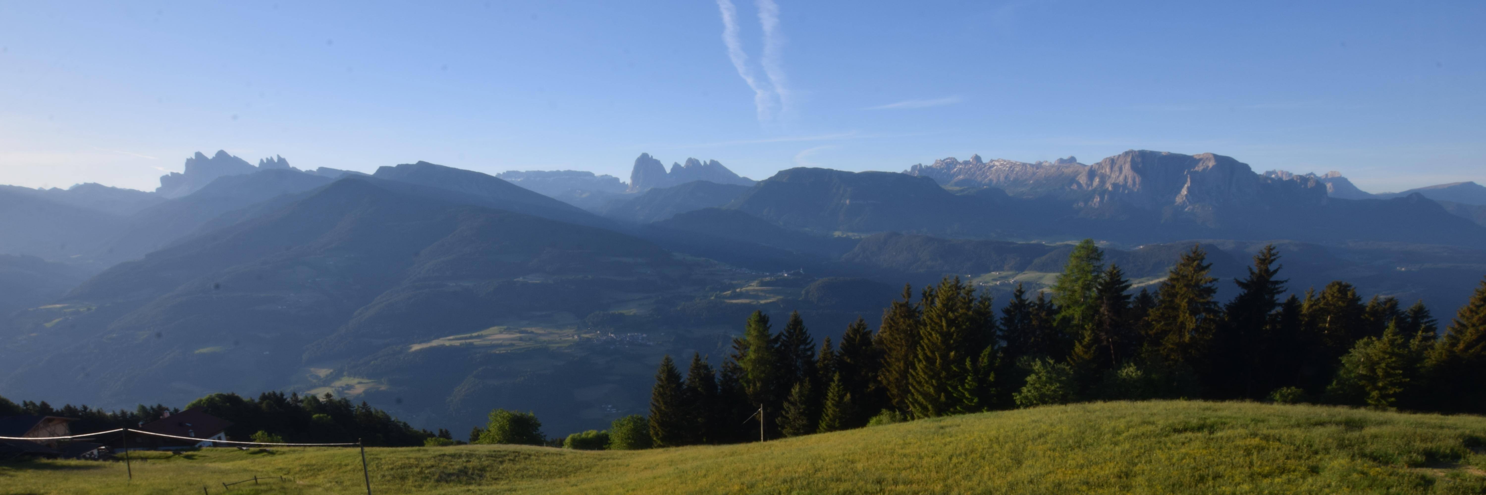 Archiv Foto Webcam Panoramablick Dolomiten
