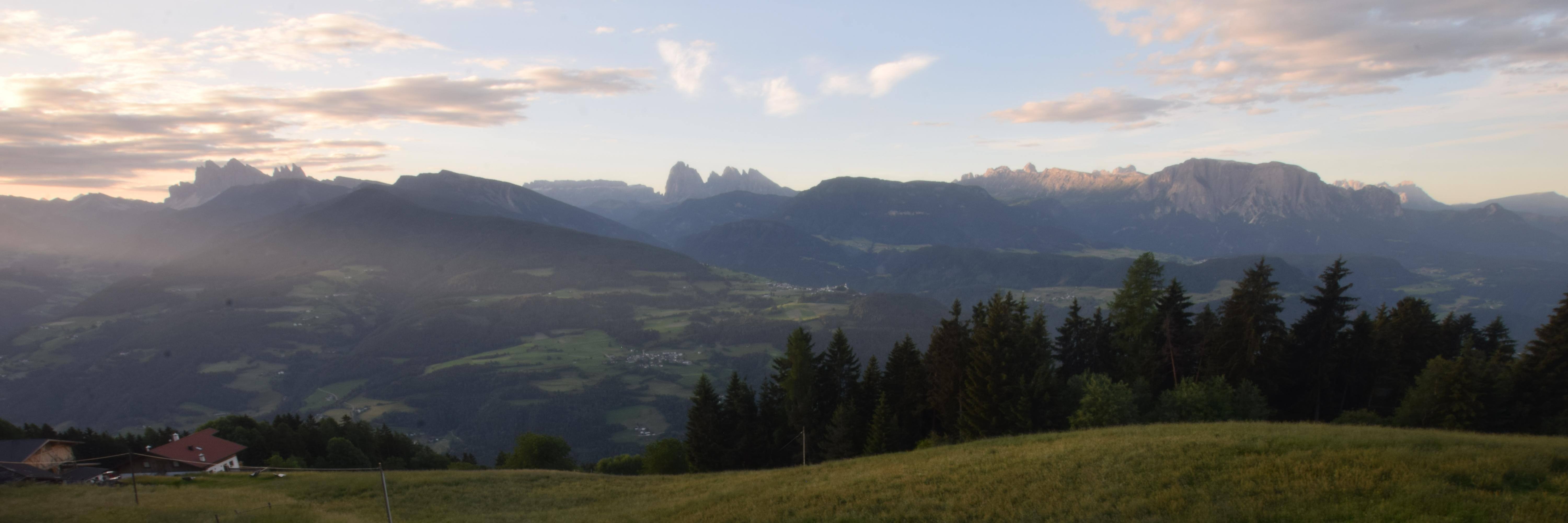 Archived image Webcam Panoramic view Dolomites