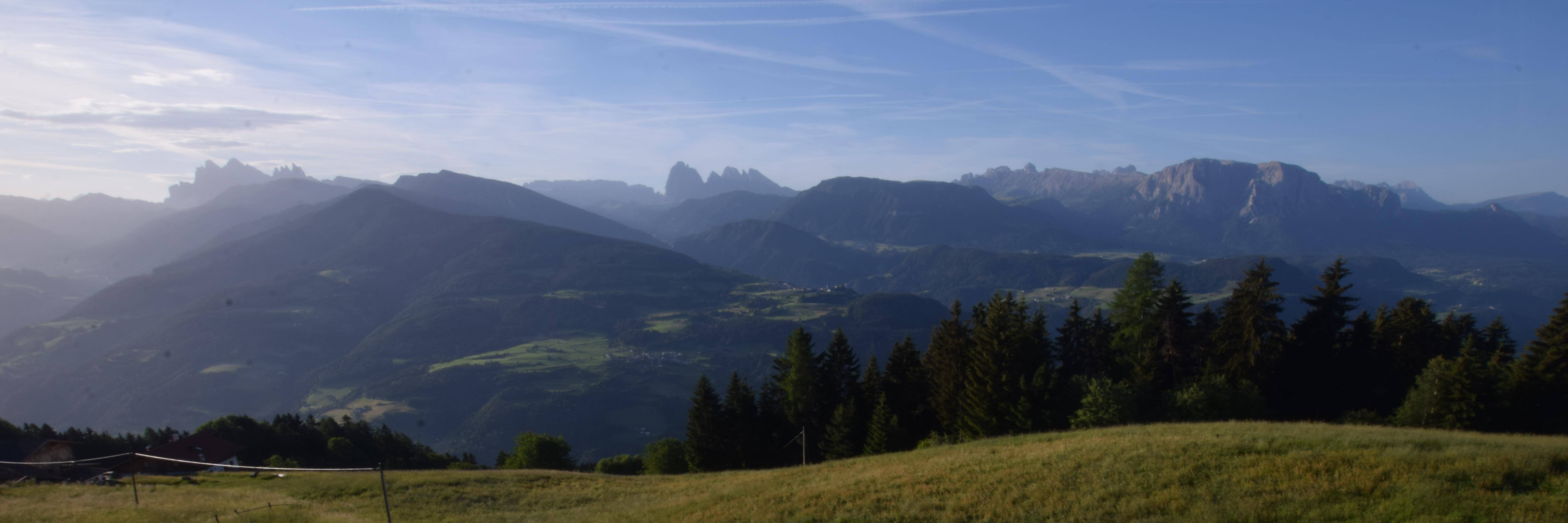 Archiv Foto Webcam Panoramablick Dolomiten