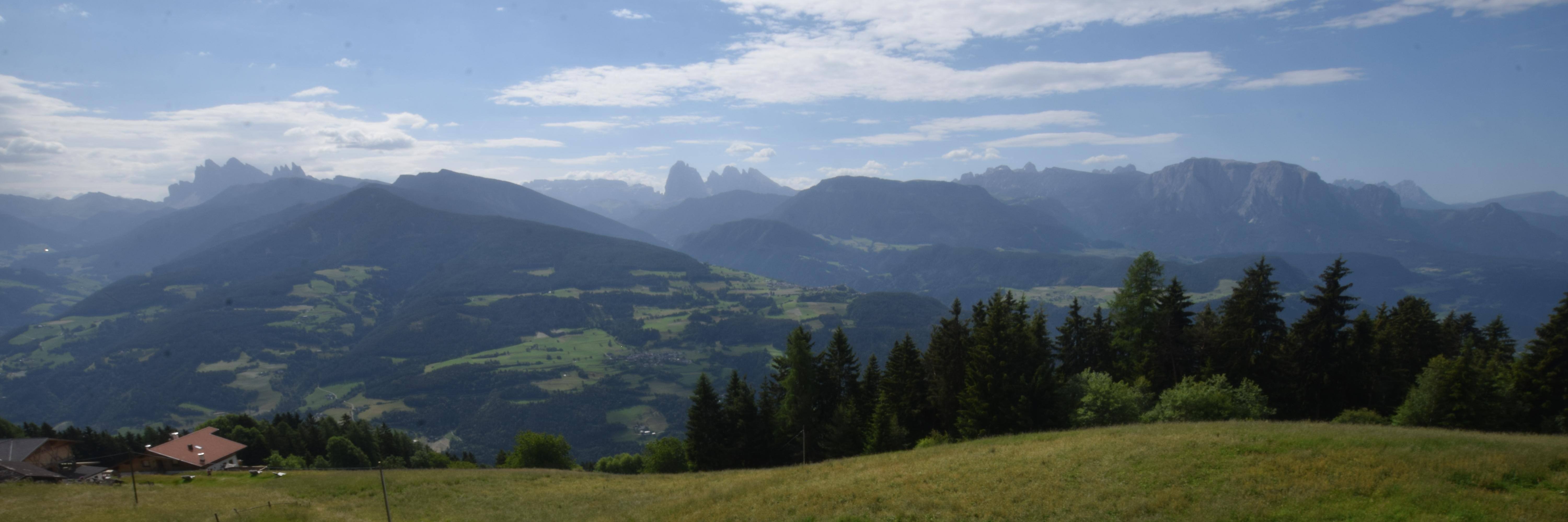Archiv Foto Webcam Panoramablick Dolomiten