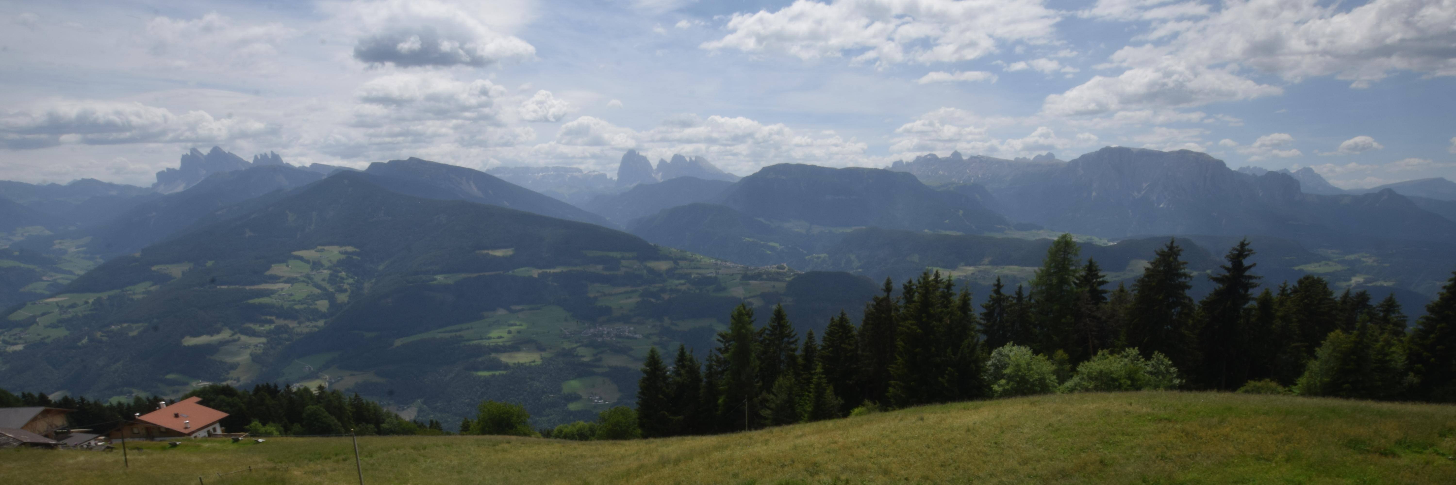 Archiv Foto Webcam Panoramablick Dolomiten
