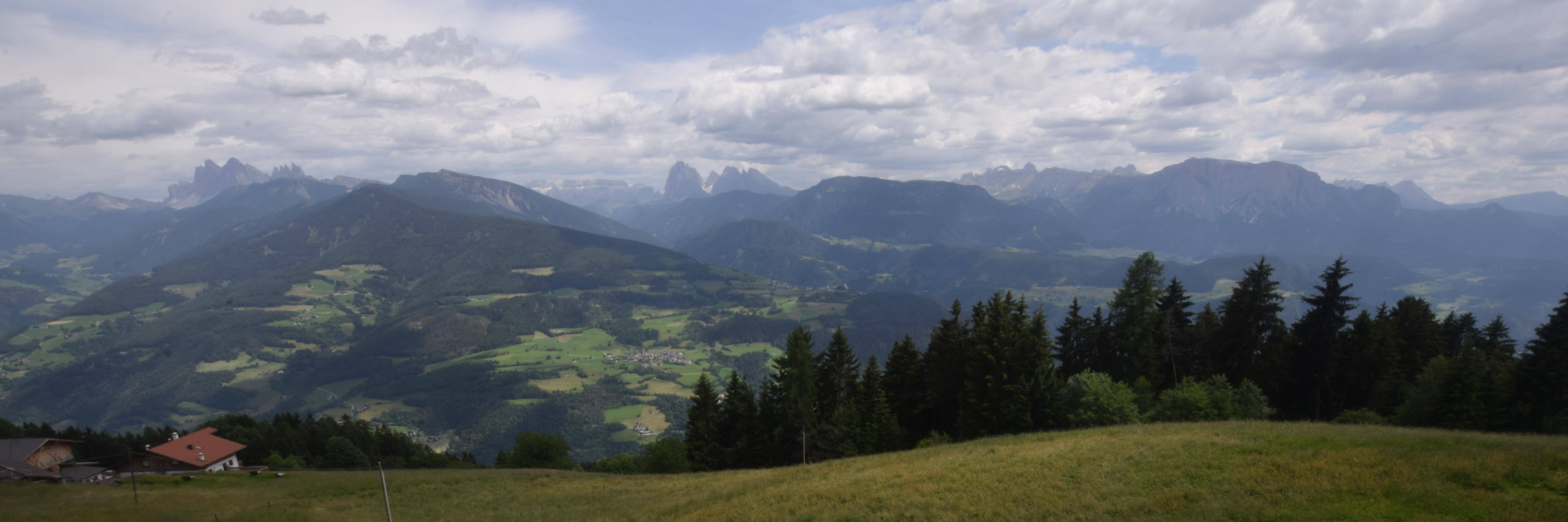 Archiv Foto Webcam Panoramablick Dolomiten