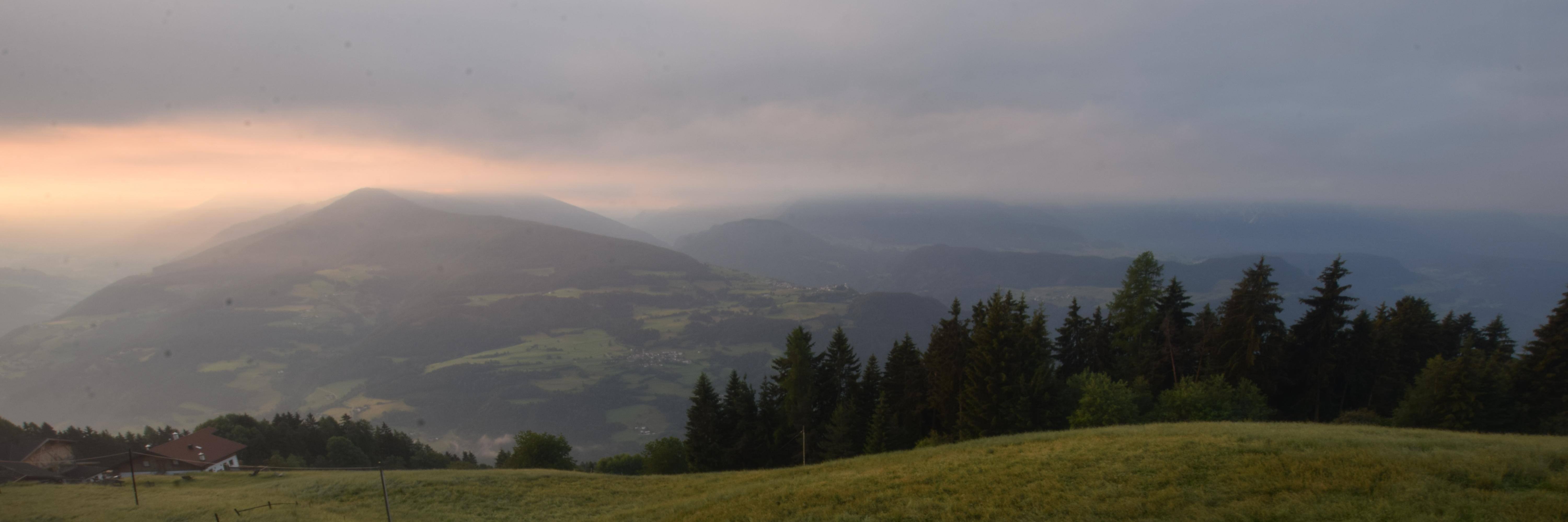 Archiv Foto Webcam Panoramablick Dolomiten