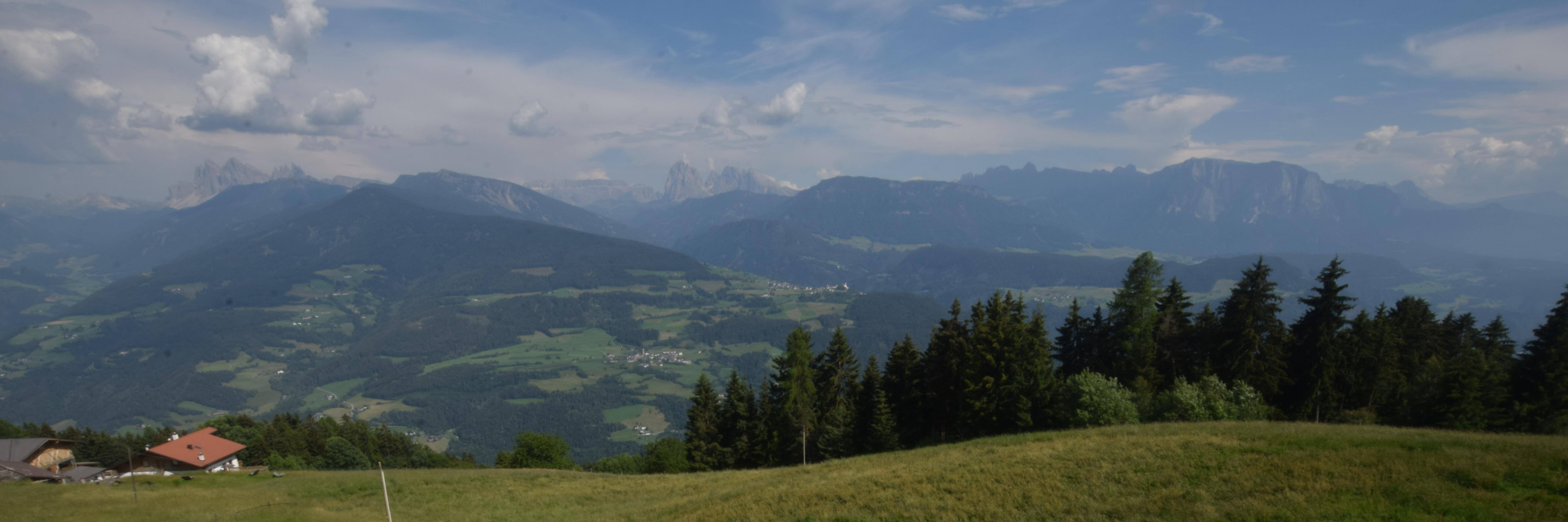 Archiv Foto Webcam Panoramablick Dolomiten