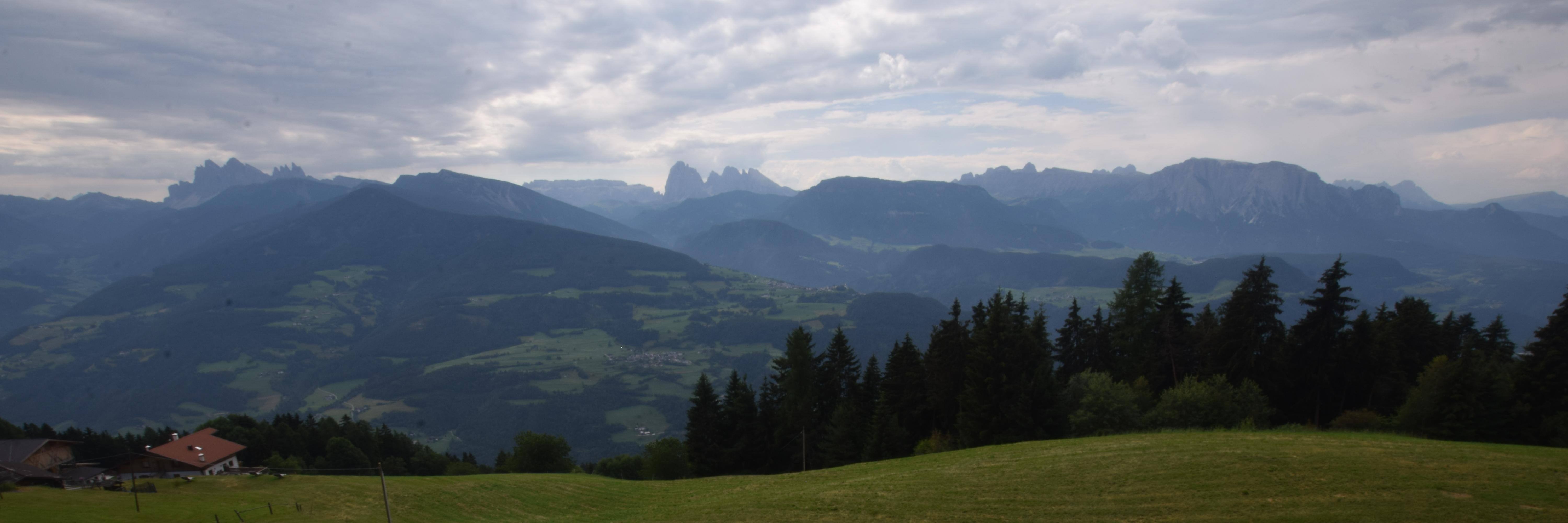 Archiv Foto Webcam Panoramablick Dolomiten