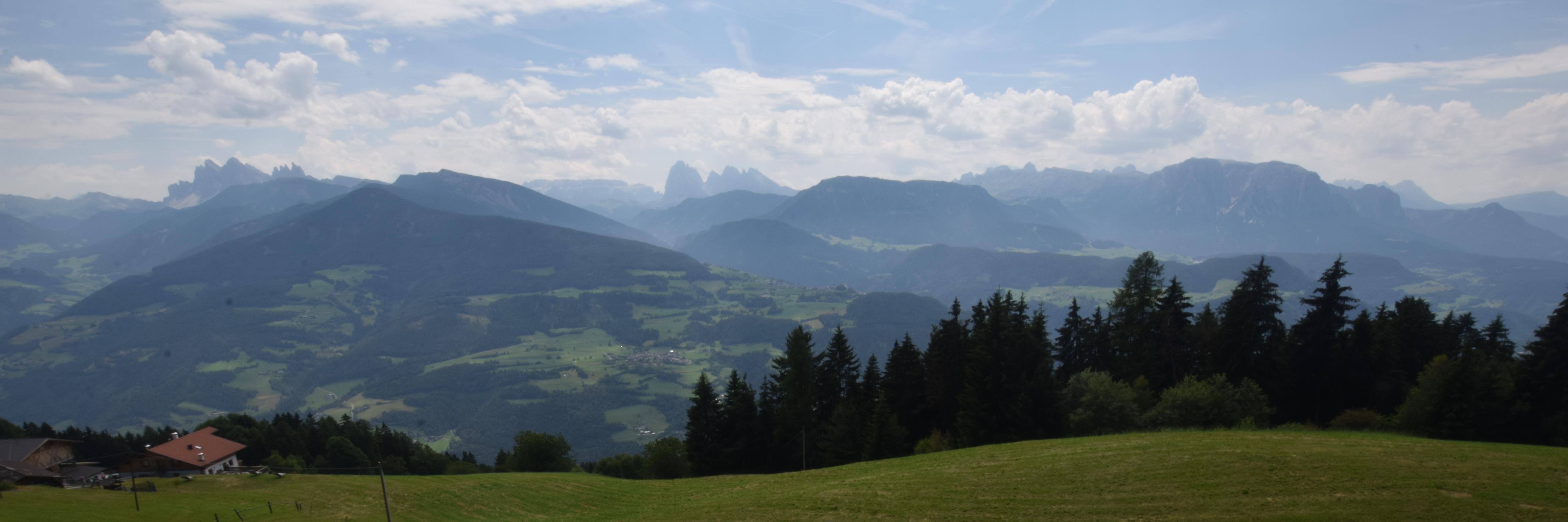 Archiv Foto Webcam Panoramablick Dolomiten