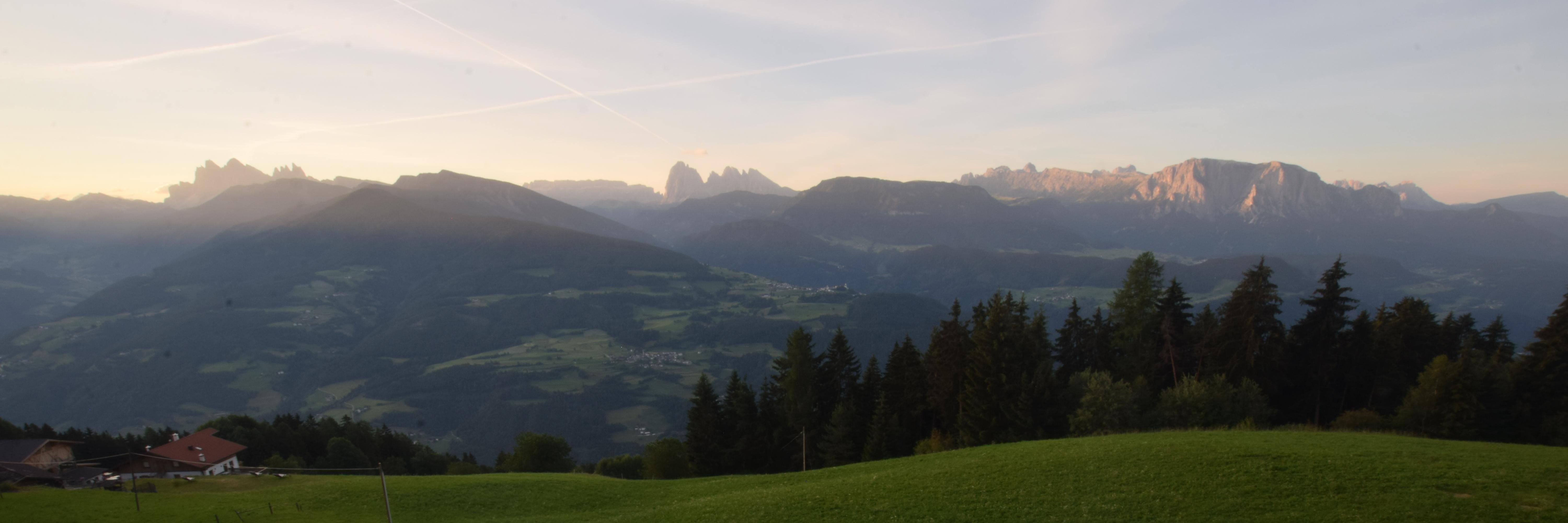 Archiv Foto Webcam Panoramablick Dolomiten