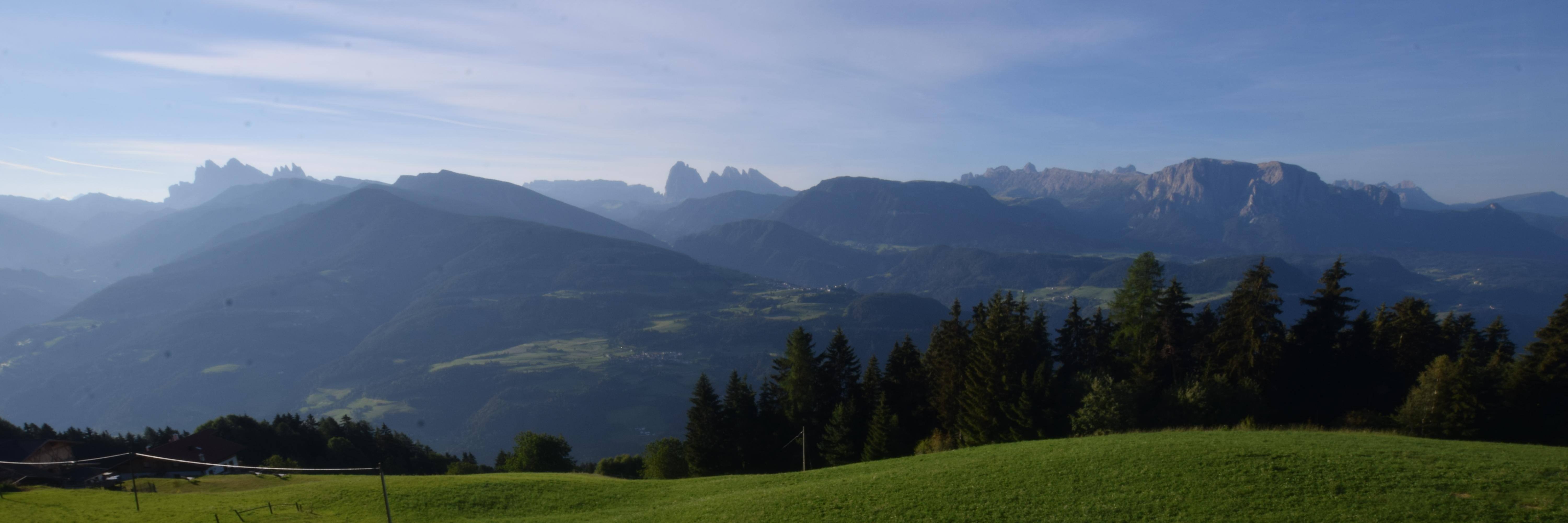 Archiv Foto Webcam Panoramablick Dolomiten