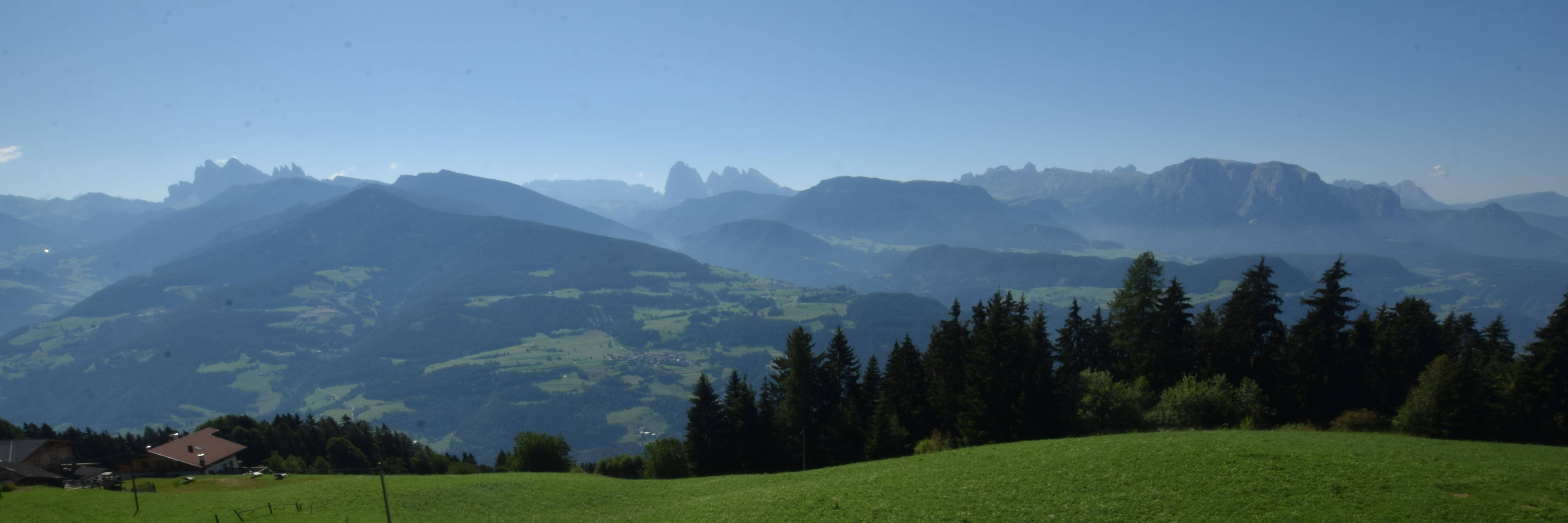 Archiv Foto Webcam Panoramablick Dolomiten