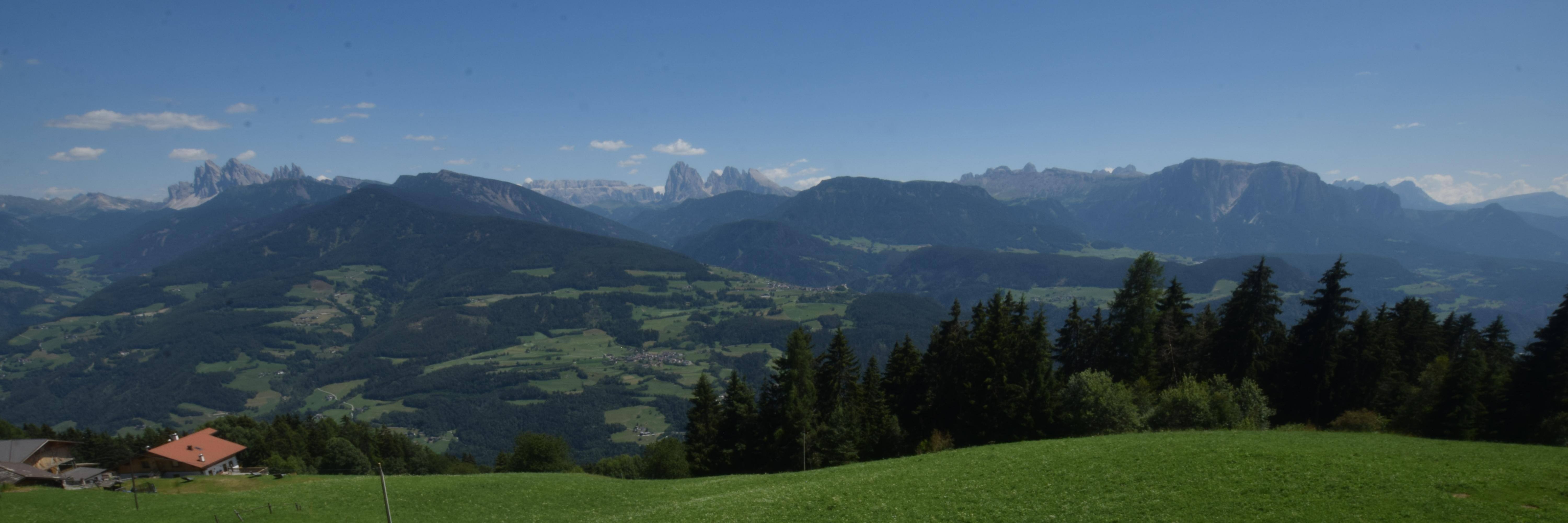 Archiv Foto Webcam Panoramablick Dolomiten