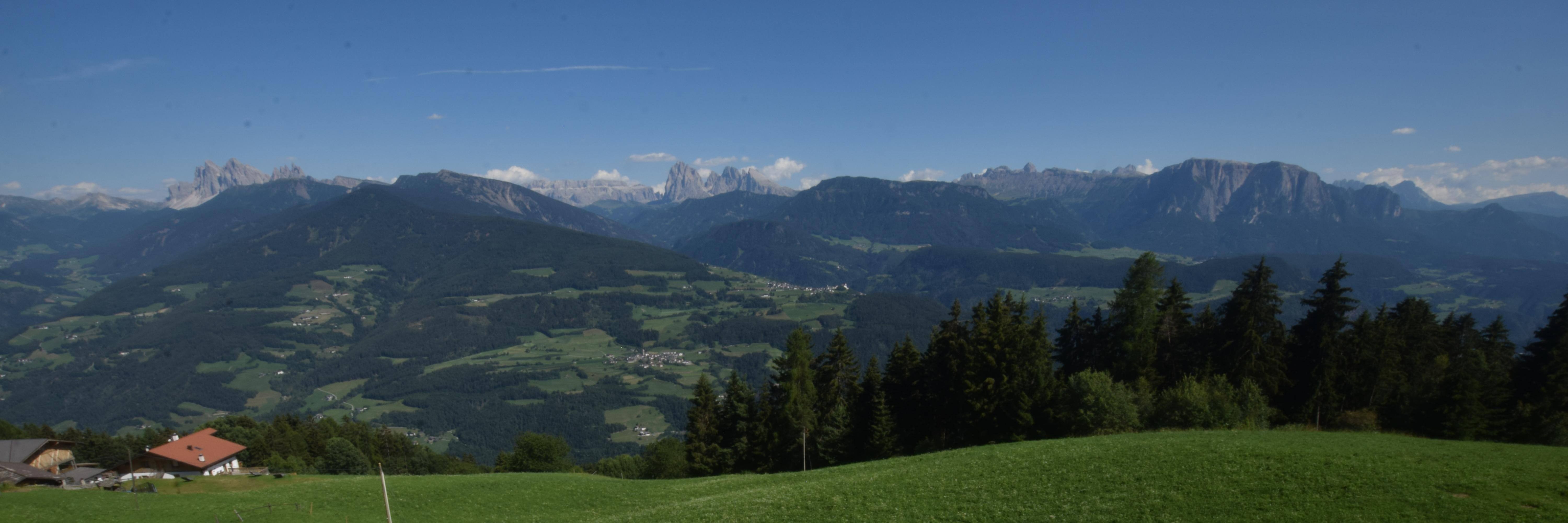 Archiv Foto Webcam Panoramablick Dolomiten