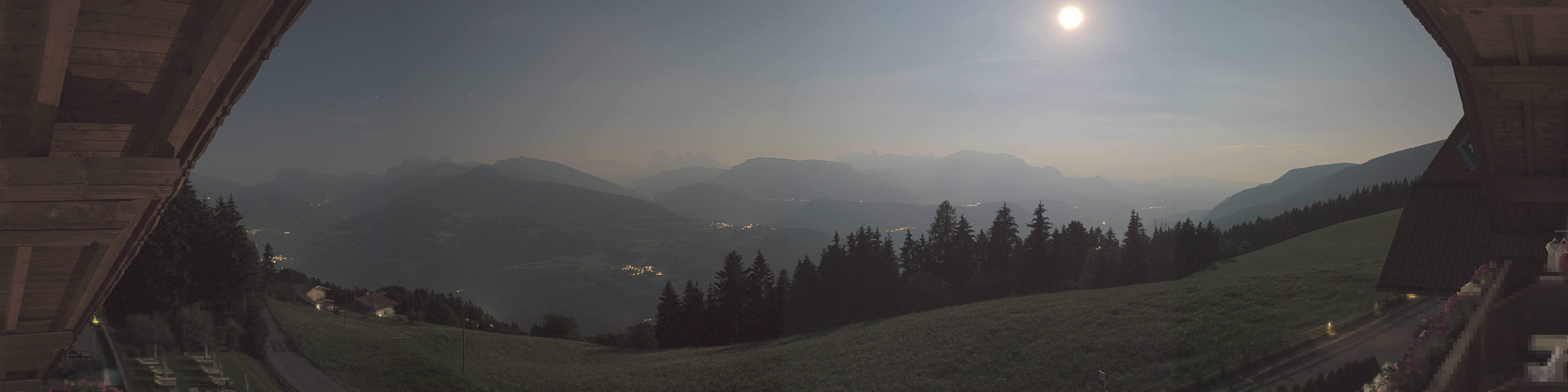 Archiv Foto Webcam Panoramablick Dolomiten