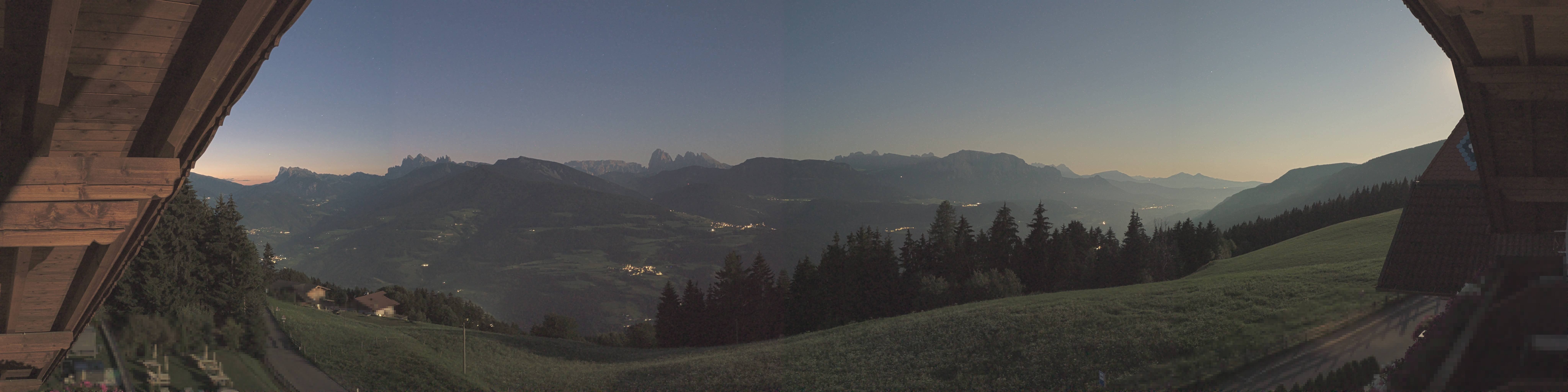 Archiv Foto Webcam Panoramablick Dolomiten