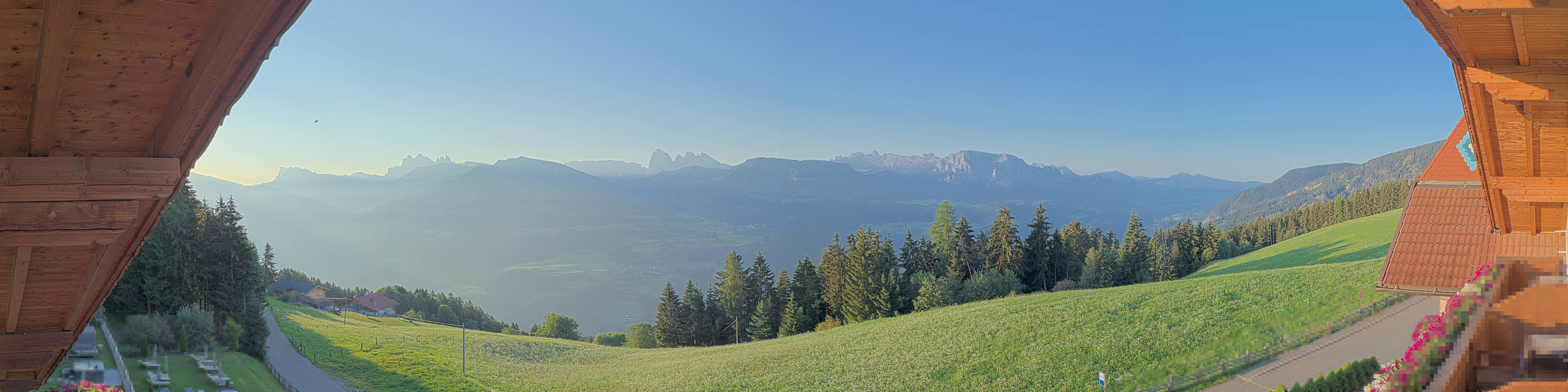 Archiv Foto Webcam Panoramablick Dolomiten