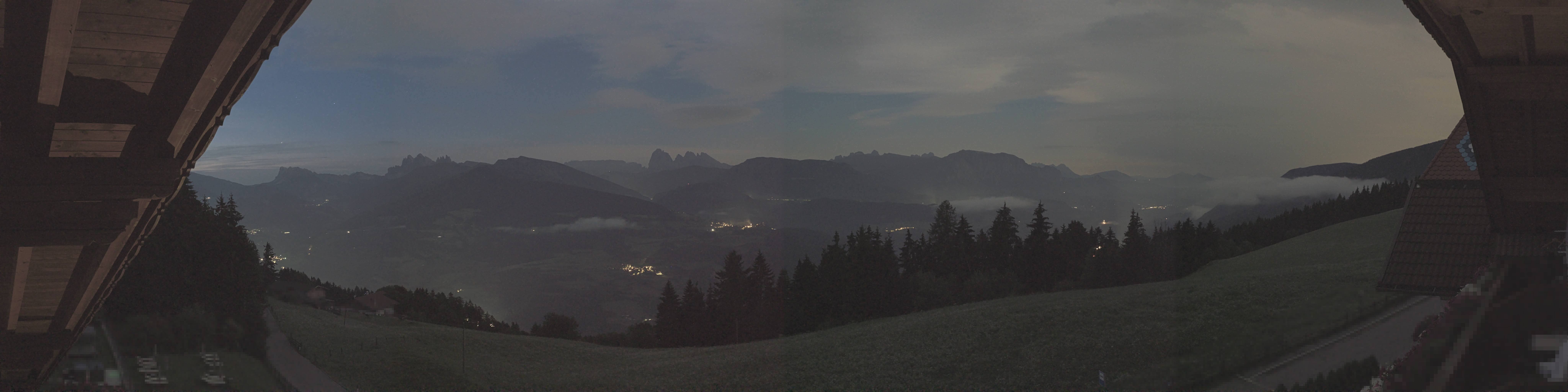 Archiv Foto Webcam Panoramablick Dolomiten