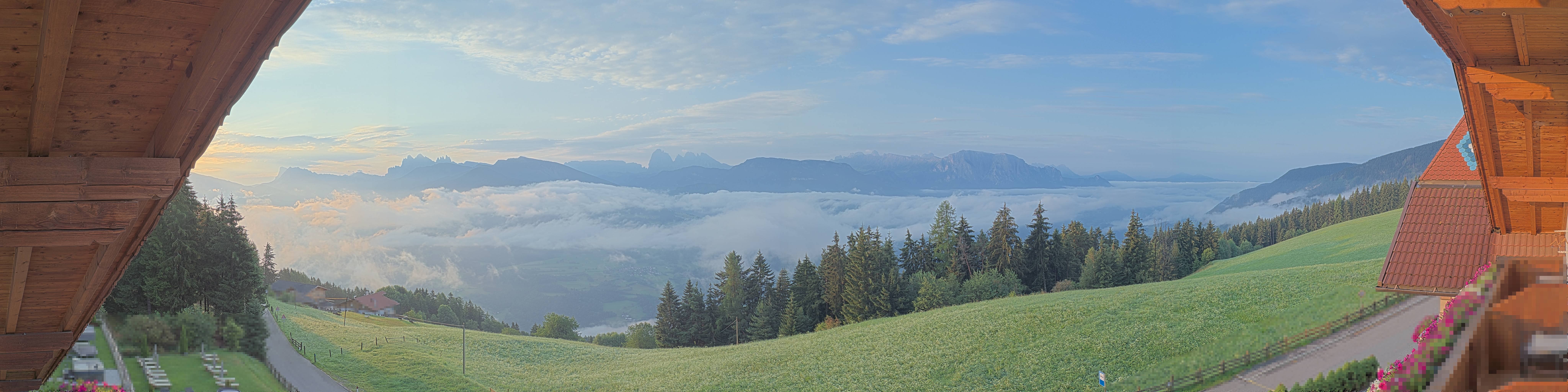 Archiv Foto Webcam Panoramablick Dolomiten