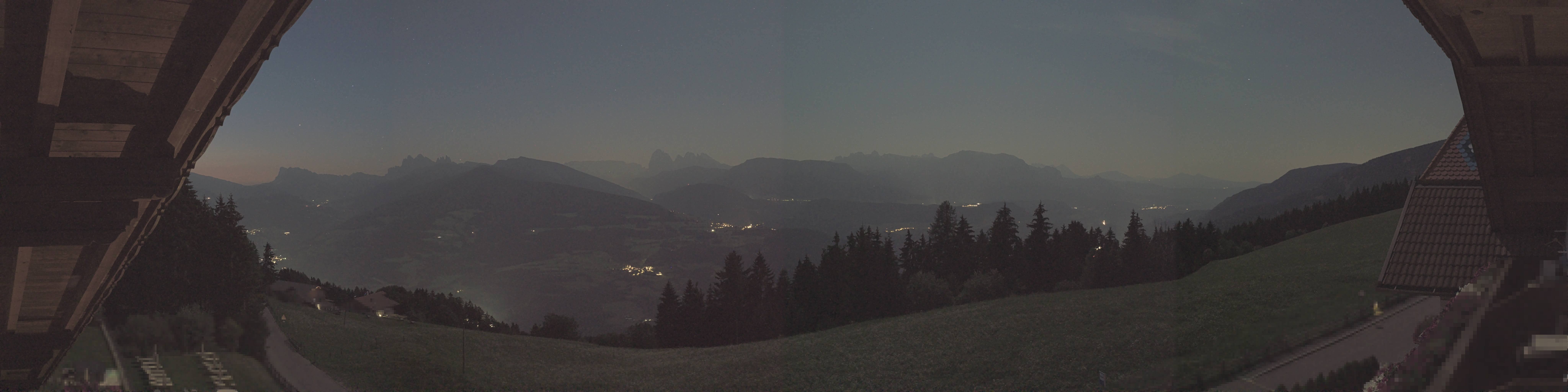 Archiv Foto Webcam Panoramablick Dolomiten