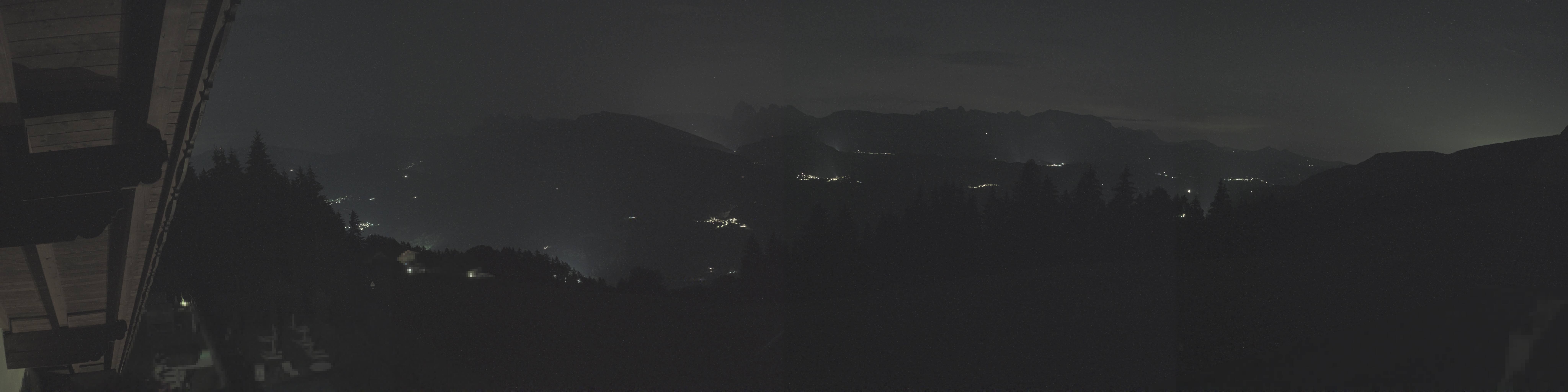 Archiv Foto Webcam Panoramablick Dolomiten