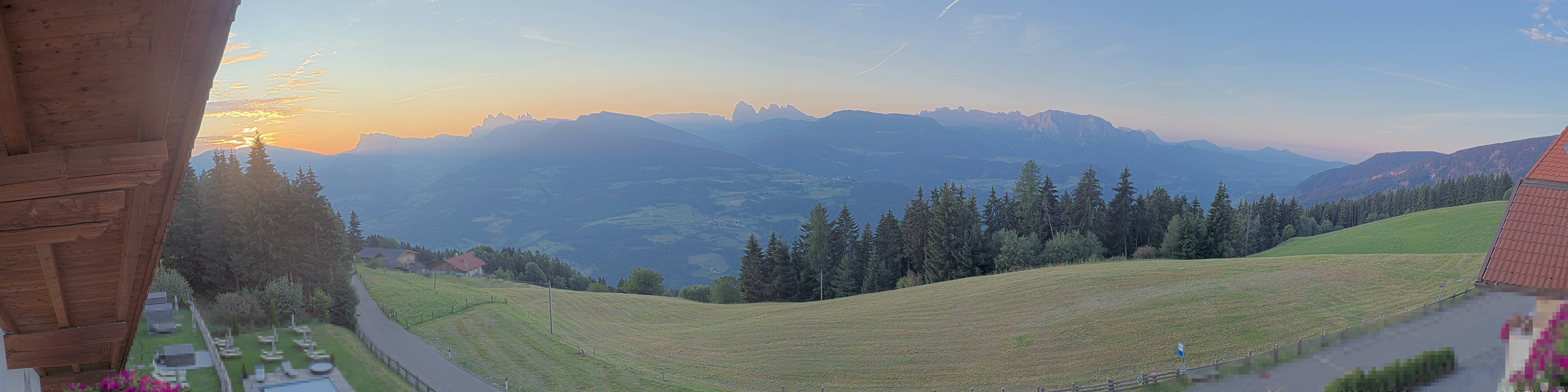 Archiv Foto Webcam Panoramablick Dolomiten
