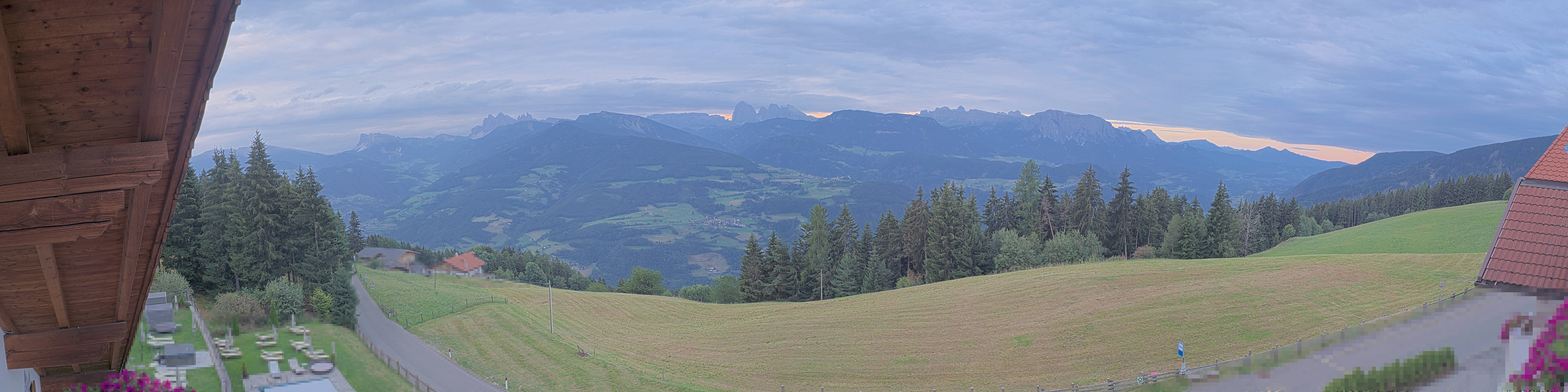 Archiv Foto Webcam Panoramablick Dolomiten