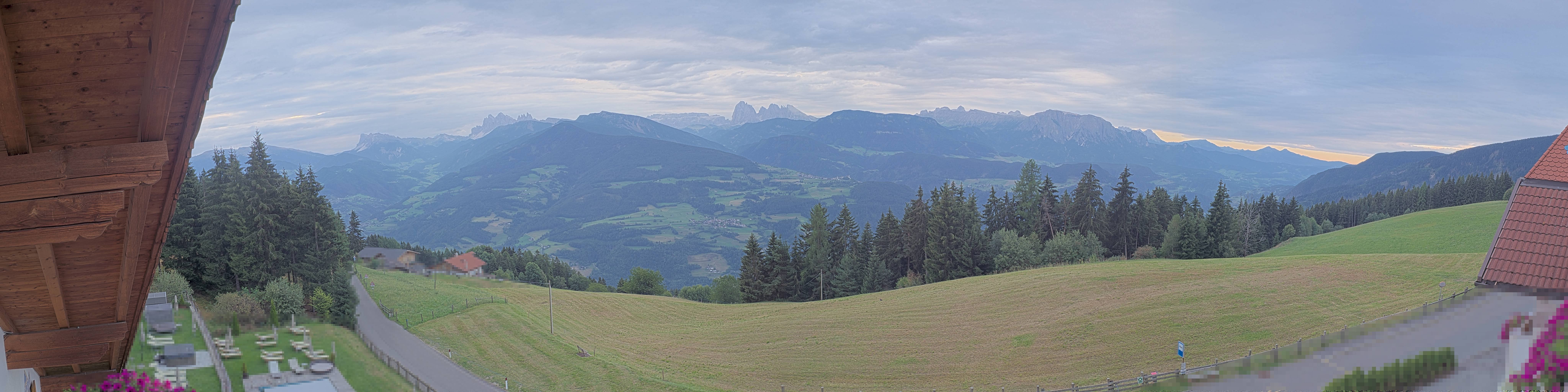 Archiv Foto Webcam Panoramablick Dolomiten