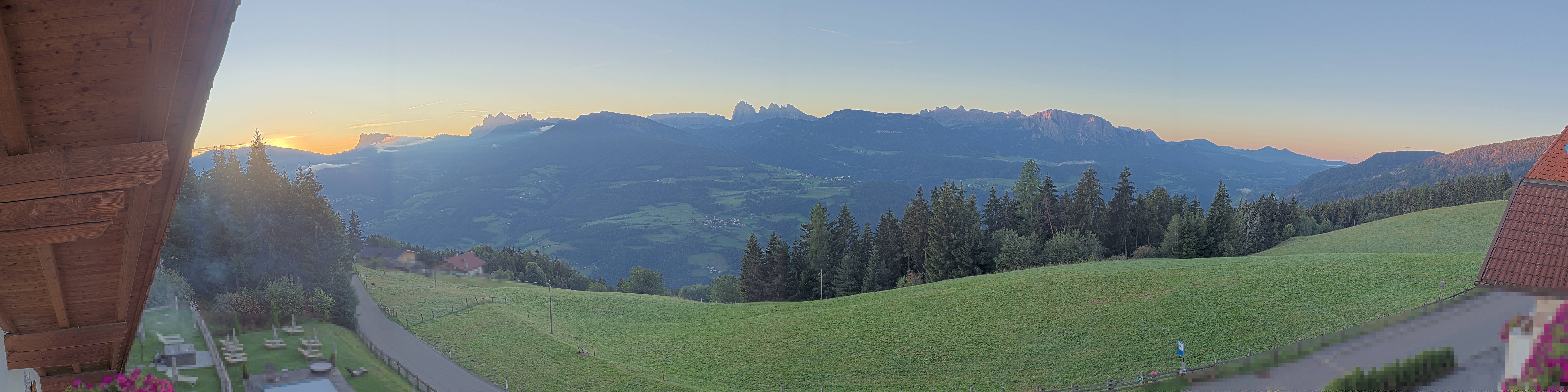 Archiv Foto Webcam Panoramablick Dolomiten