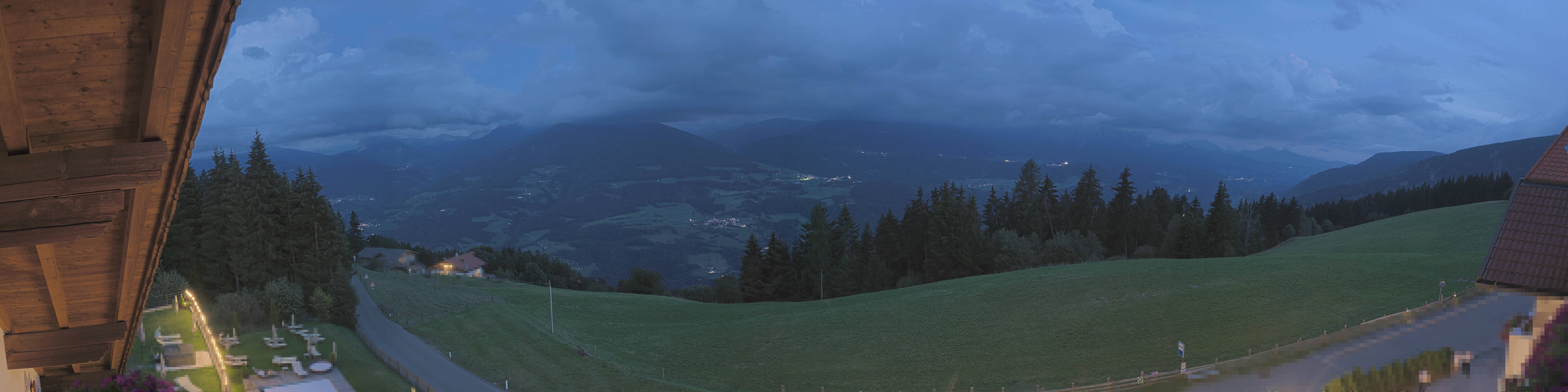 Archiv Foto Webcam Panoramablick Dolomiten