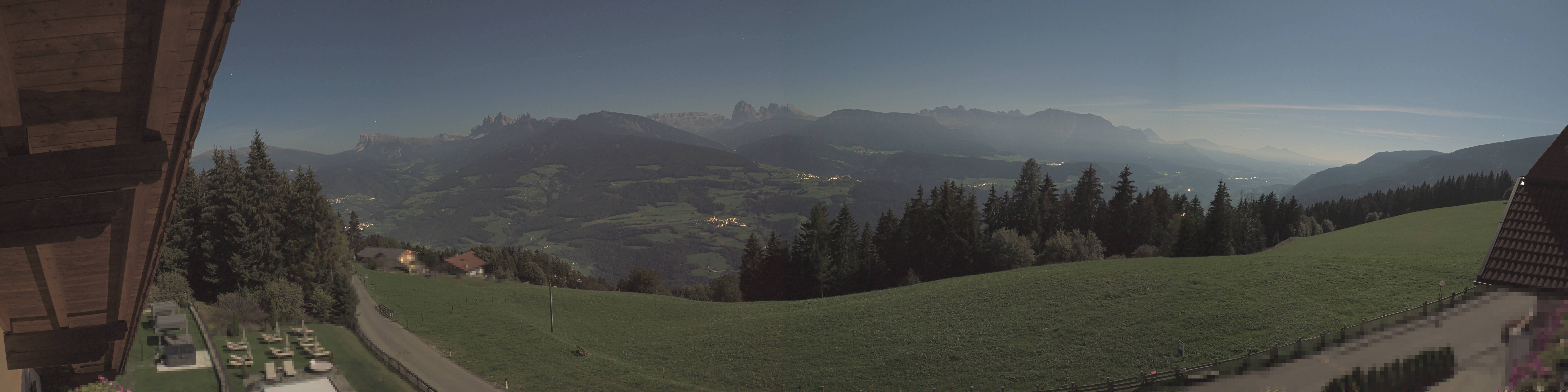 Archiv Foto Webcam Panoramablick Dolomiten