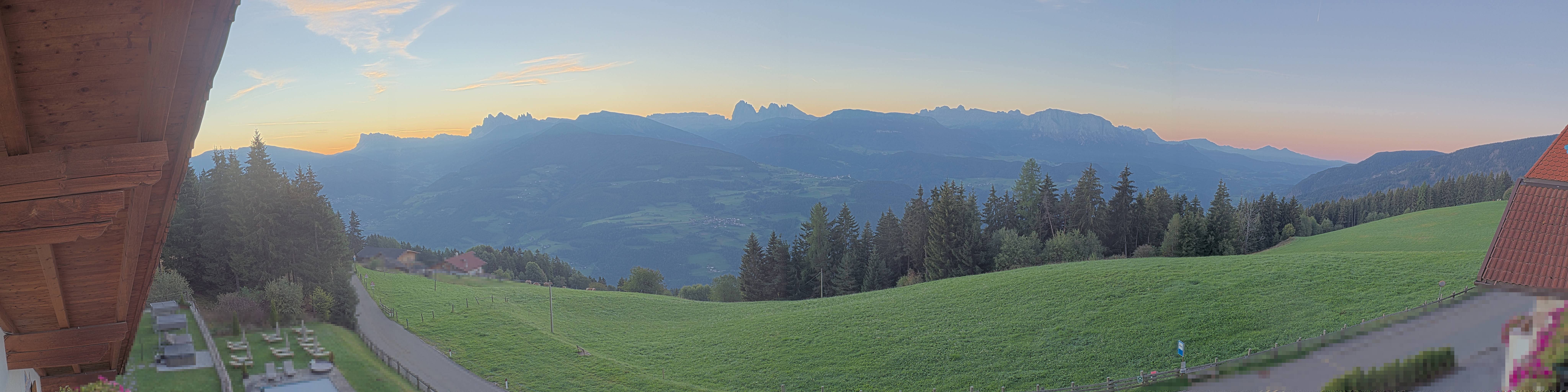 Archiv Foto Webcam Panoramablick Dolomiten