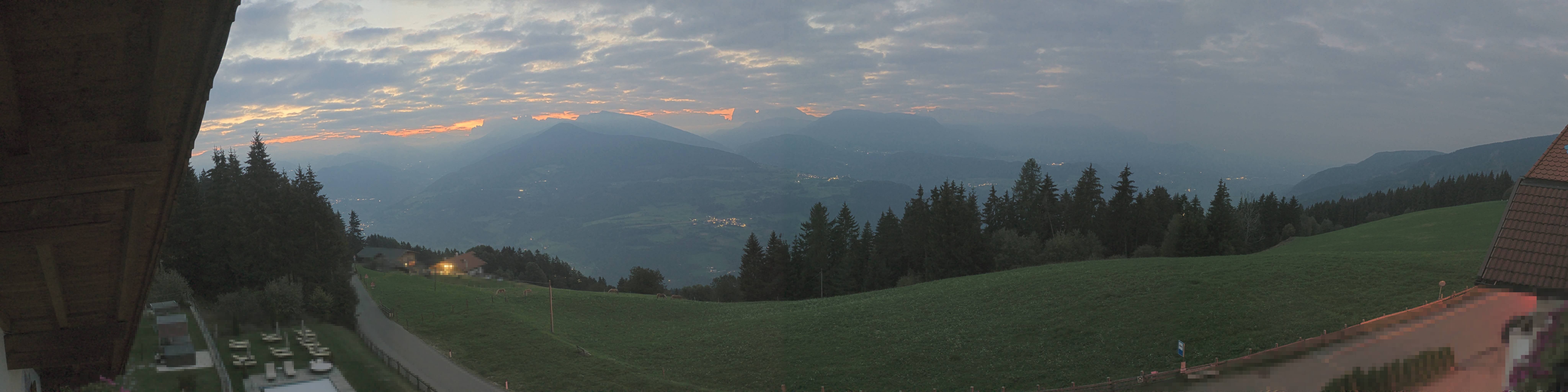 Archived image Webcam Panoramic view Dolomites