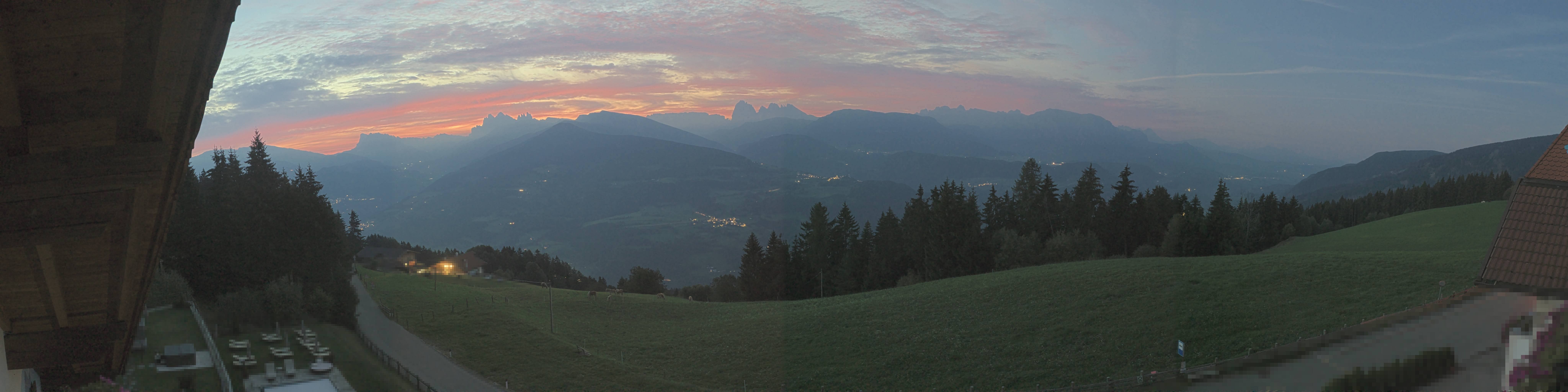 Archiv Foto Webcam Panoramablick Dolomiten