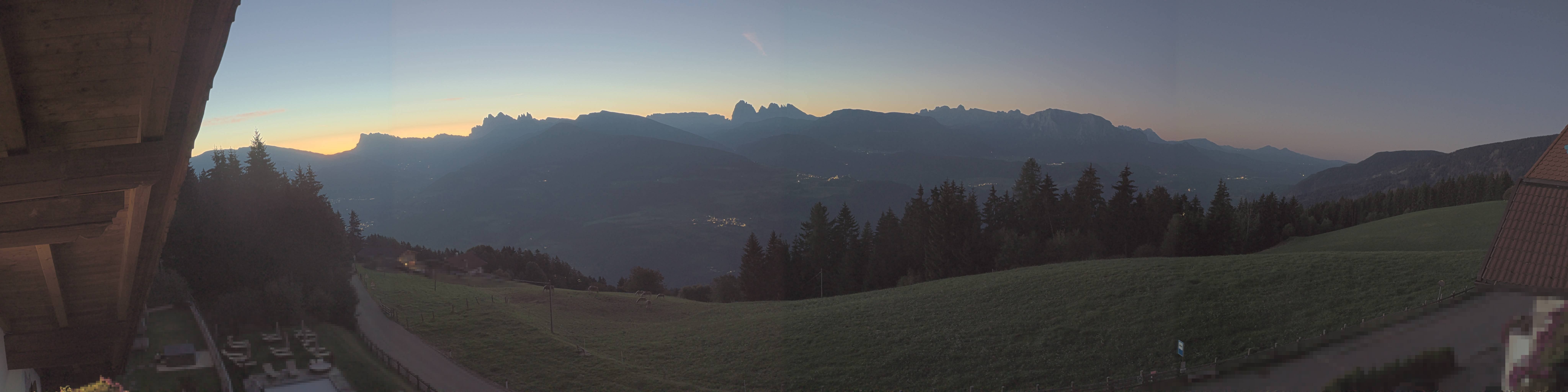 Archiv Foto Webcam Panoramablick Dolomiten