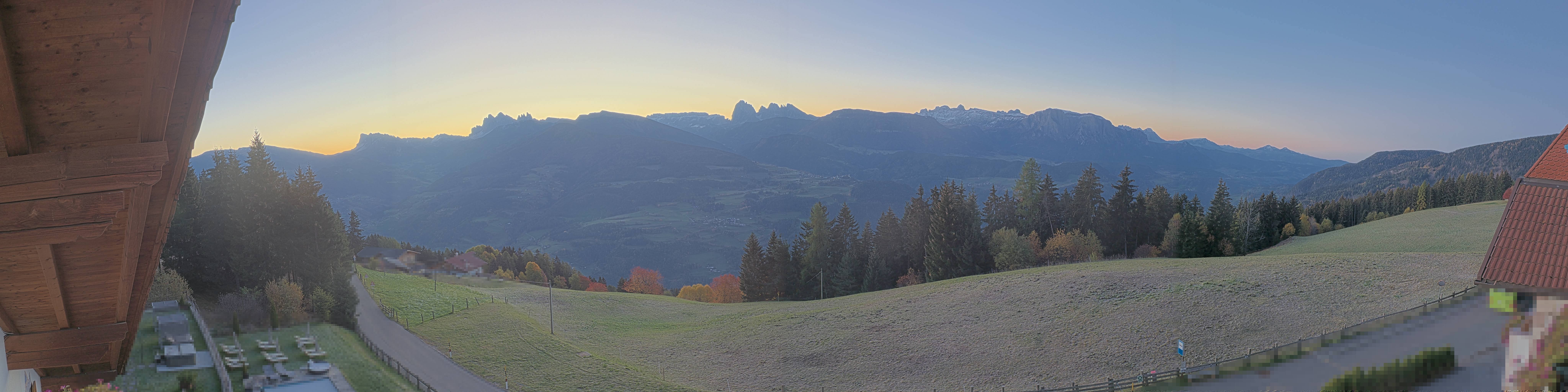 Archiv Foto Webcam Panoramablick Dolomiten