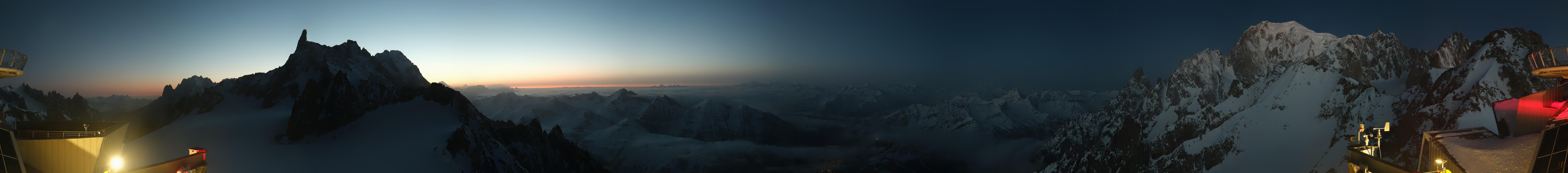 Archived image Webcam Beautiful Mont Blanc Panorama