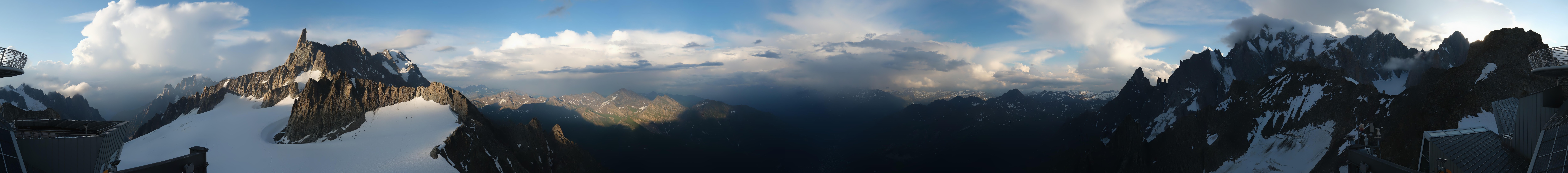 Archived image Webcam Beautiful Mont Blanc Panorama