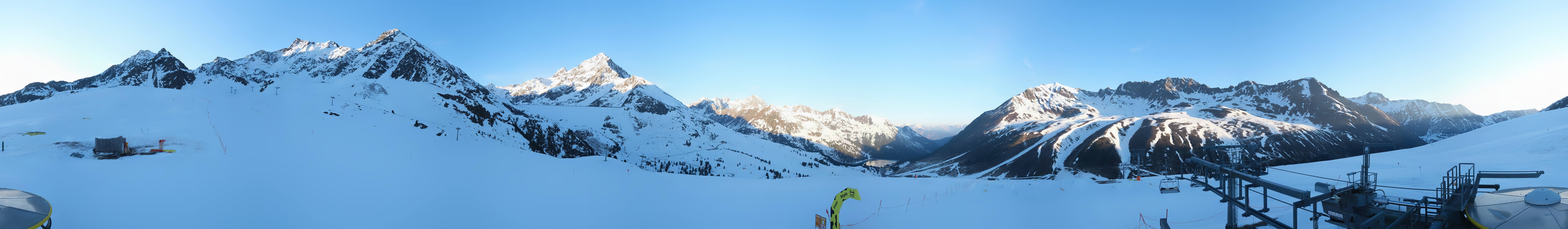 Archived image Webcam Kühtai - Chair lift Wiesbergbahn