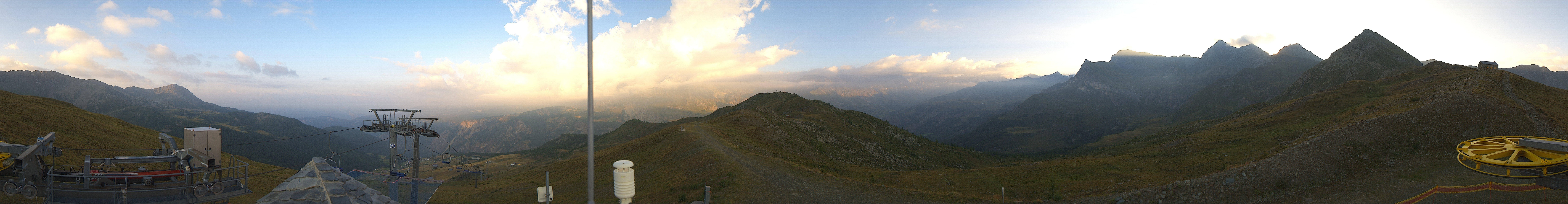 Archived image Webcam Cervino Ski Paradise