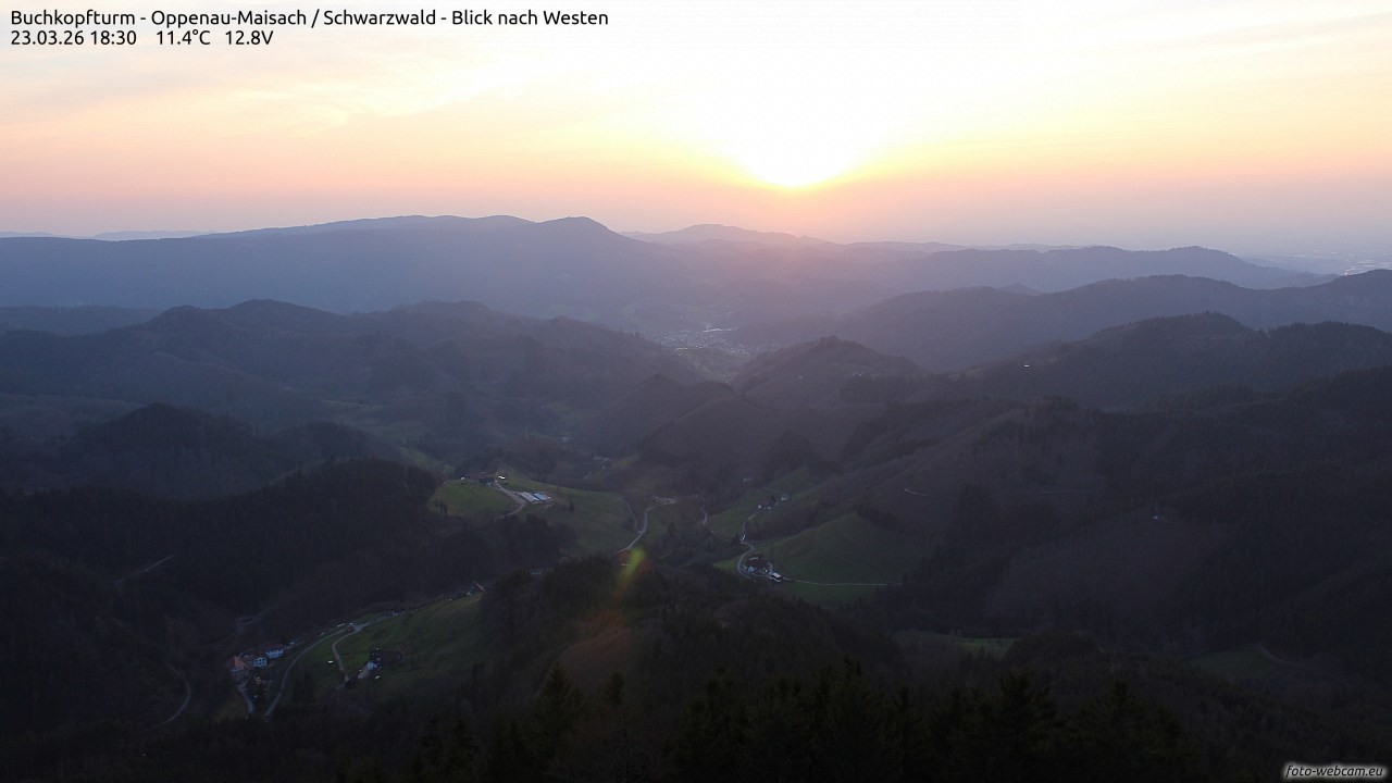 Archived image Webcam Buchkopfturm - Oppenau-Maisach/Black Forest - View to the West