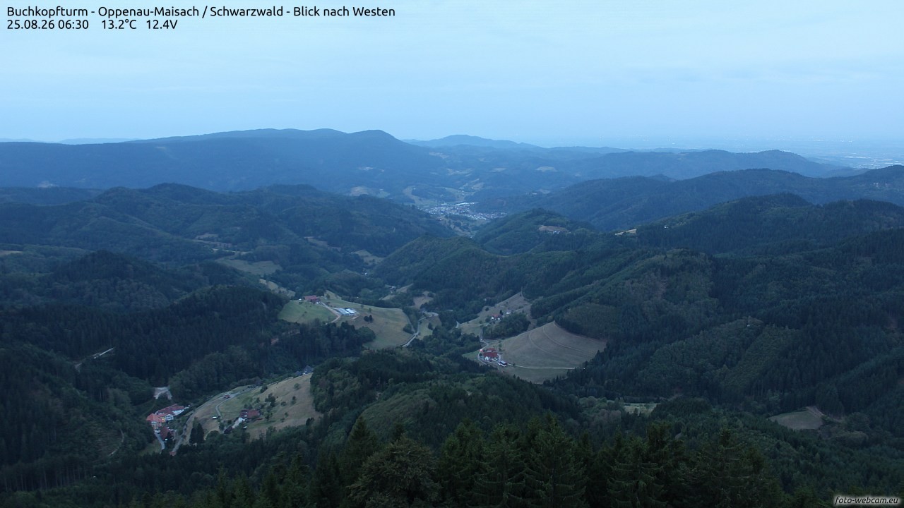 Archived image Webcam Buchkopfturm - Oppenau-Maisach/Black Forest - View to the West