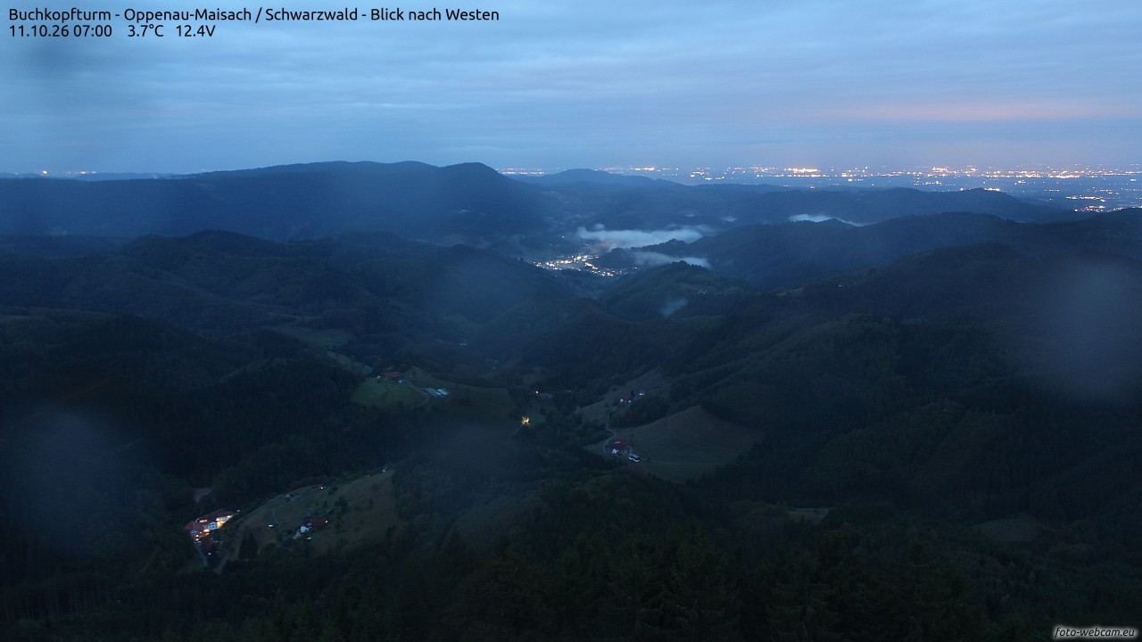 Archived image Webcam Buchkopfturm - Oppenau-Maisach/Black Forest - View to the West
