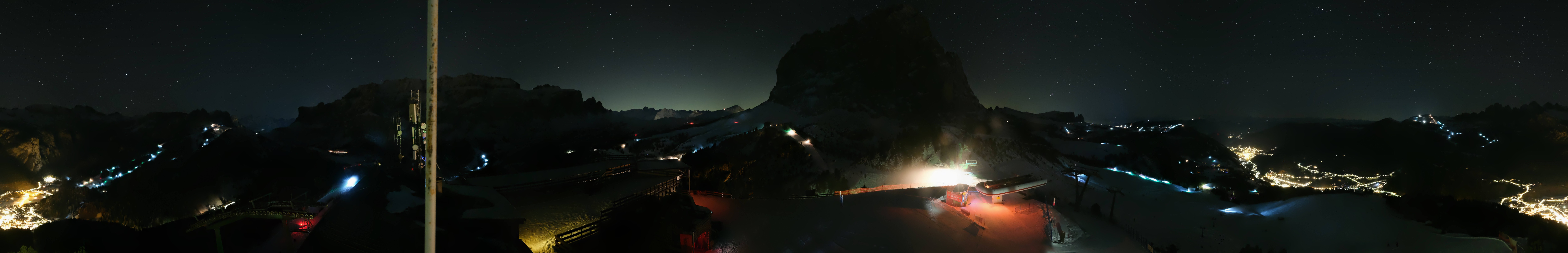 Archiv Foto Webcam Gröden: Ausblick Ciampinoi