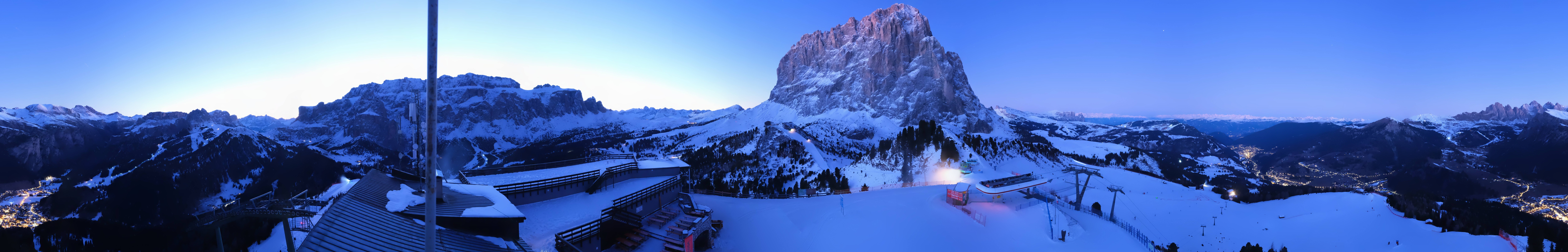 Archiv Foto Webcam Gröden: Ausblick Ciampinoi